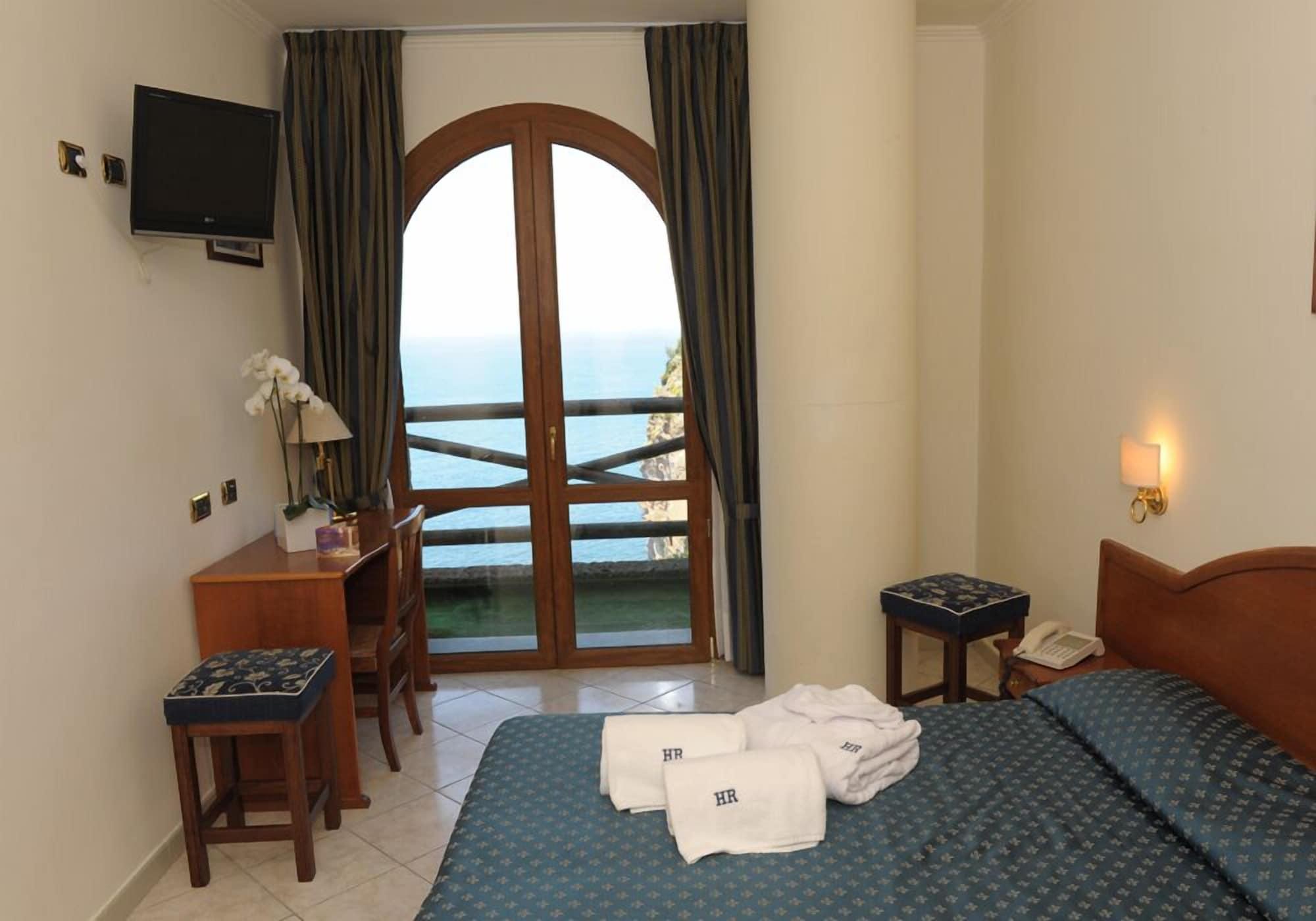 Hr Hotel & Spa Piano di Sorrento Exterior photo